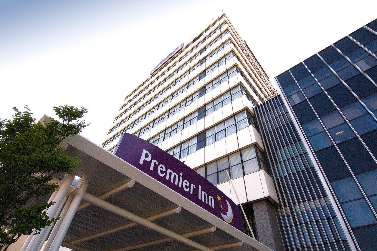 Premier Inn West Bromwich Central Exterior photo
