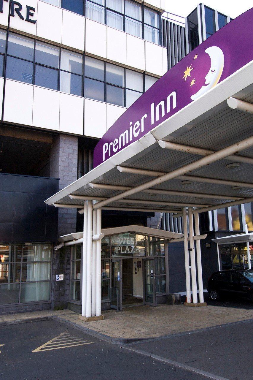 Premier Inn West Bromwich Central Exterior photo