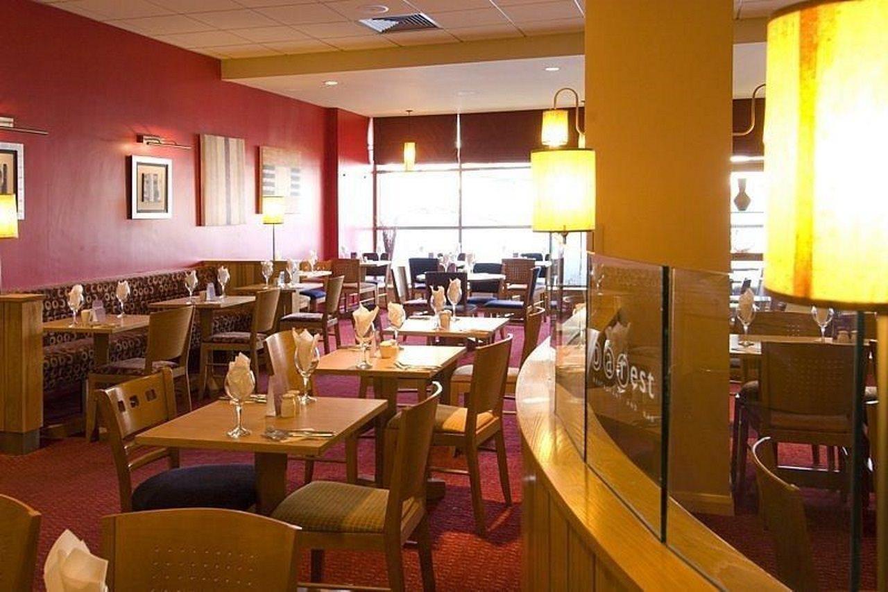 Premier Inn West Bromwich Central Exterior photo