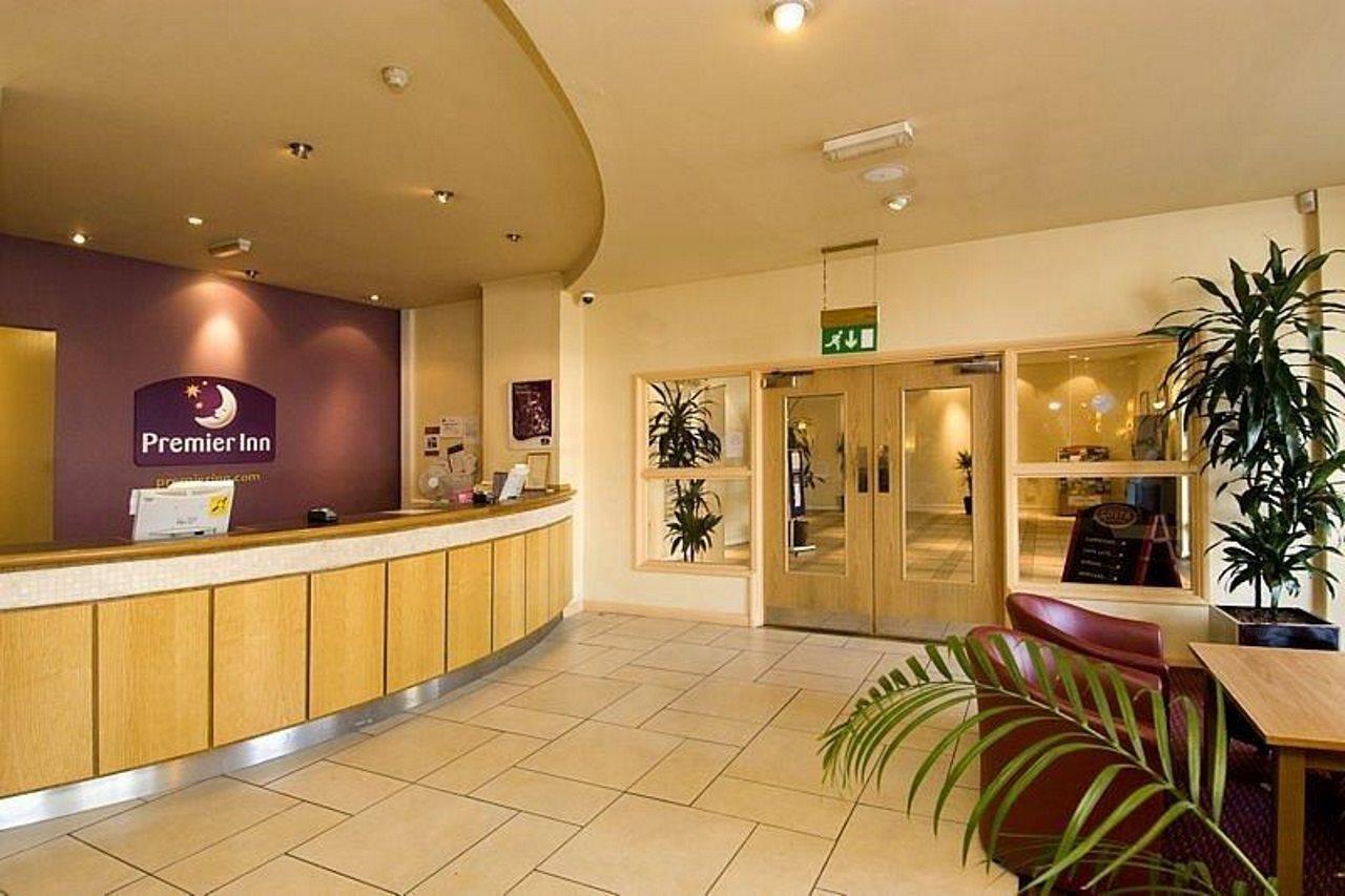 Premier Inn West Bromwich Central Exterior photo